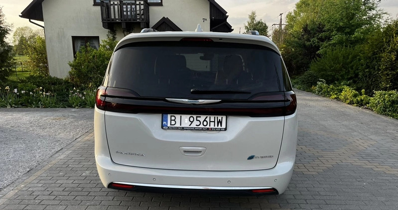 Chrysler Pacifica cena 179000 przebieg: 86000, rok produkcji 2021 z Łaszczów małe 781